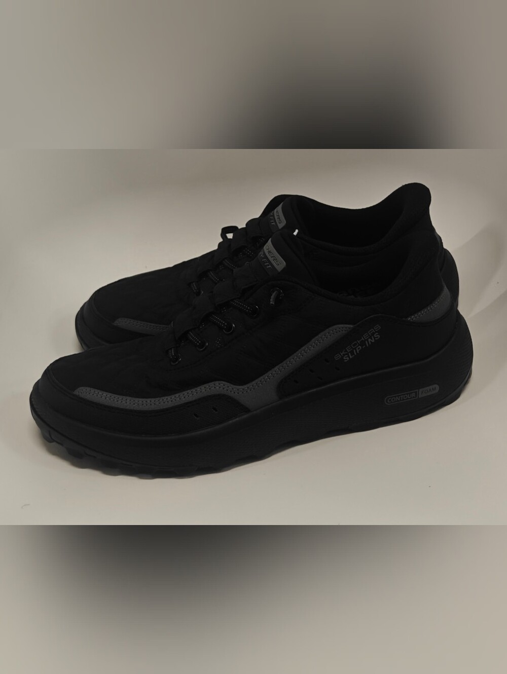 Skechers Slip-Ins Urban Explore Cozy Fit Black Sneakers Men’s 9.5 Relaxed Fit